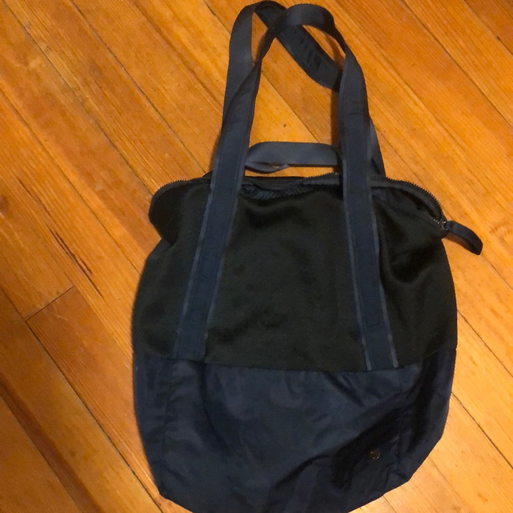 Lululemon gym bag